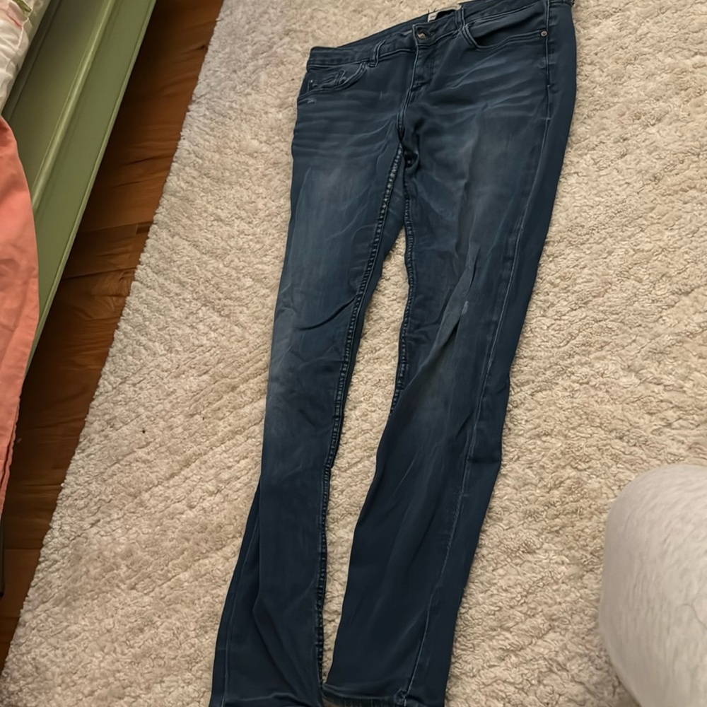 Women’s Zara jeans